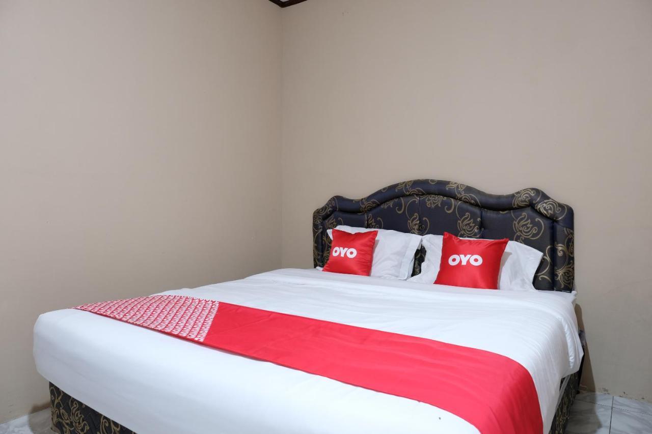 Oyo 1851 Homestay Joss Tanjungbinga 外观 照片