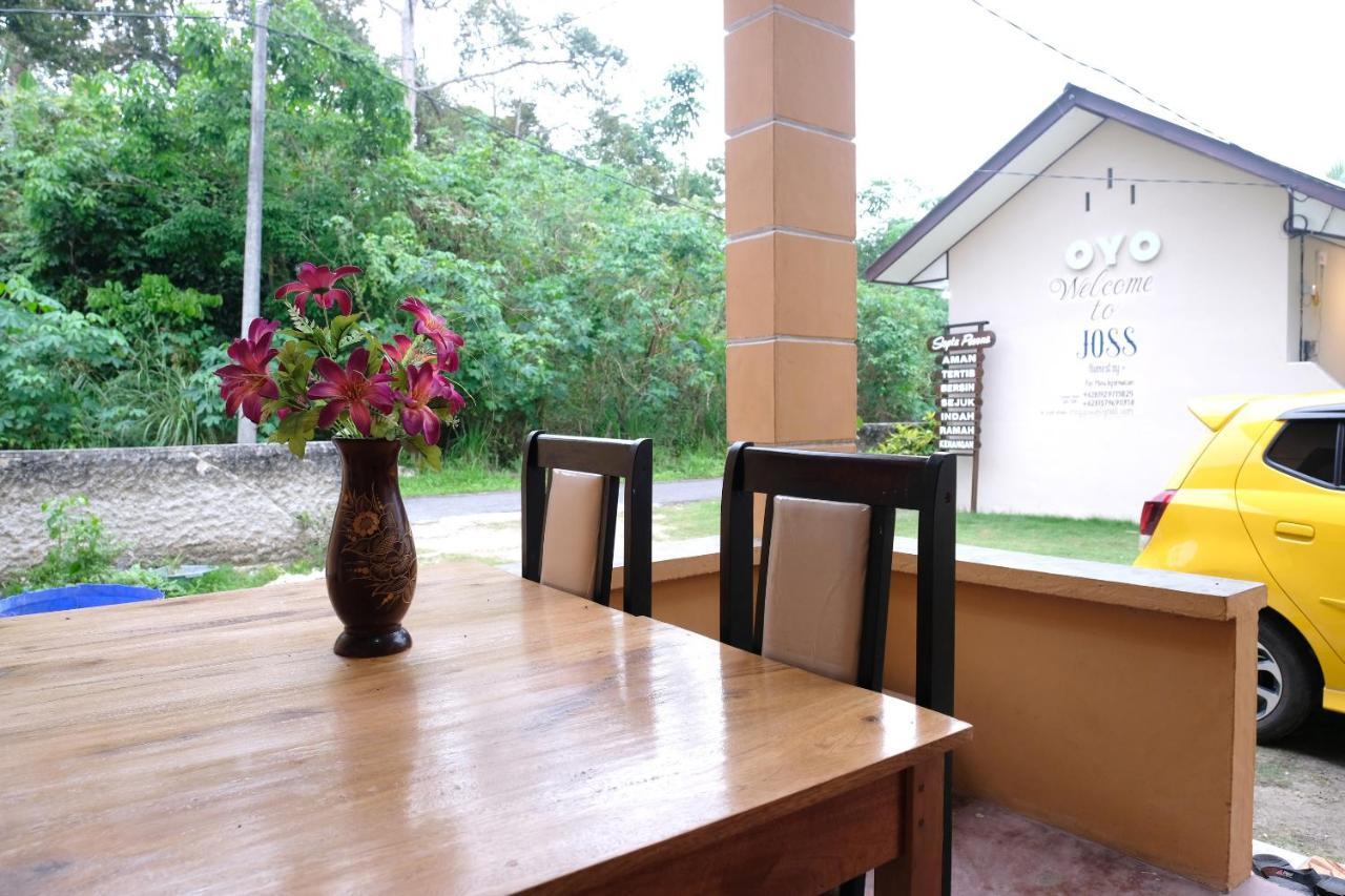 Oyo 1851 Homestay Joss Tanjungbinga 外观 照片